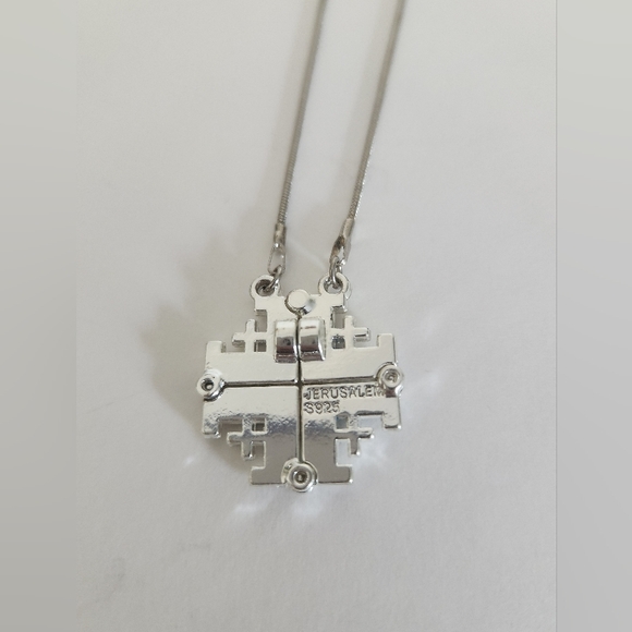 Two-Way Magnetic Silver Necklace Jerusalem Cross Blue - Picture 5 of 11